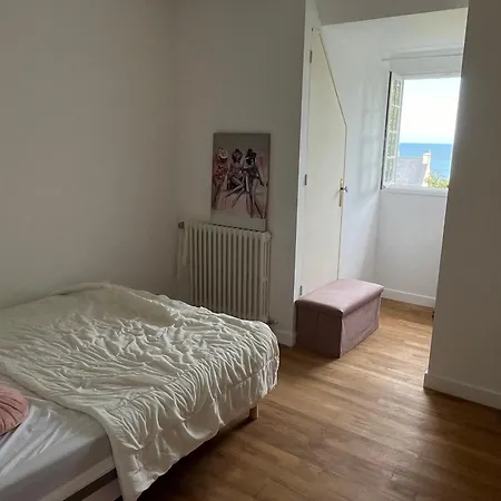 Holiday home Maison Familiale Vue Et A Pieds